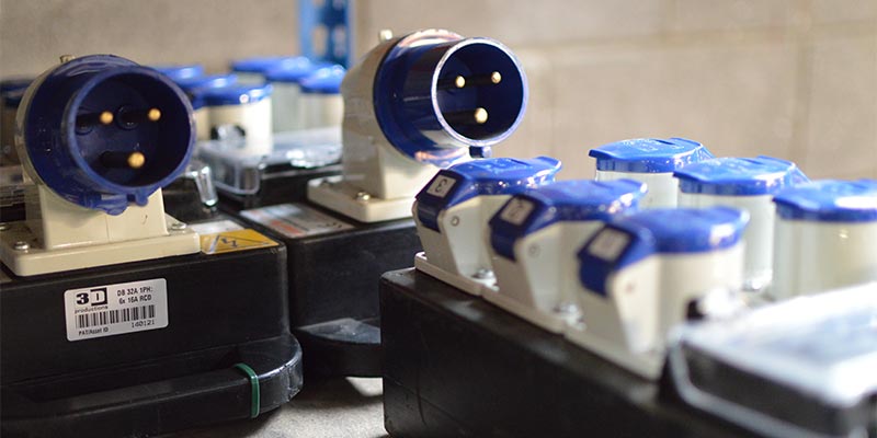 Rubberbox 1851 32A to 6 x 16A Distro