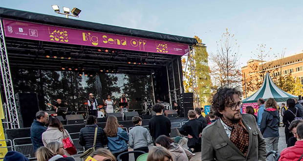 Stagemobil XXL at Leeds 2023 Big Send Off Event, with musicians and audience, Leeds West Yorkshire